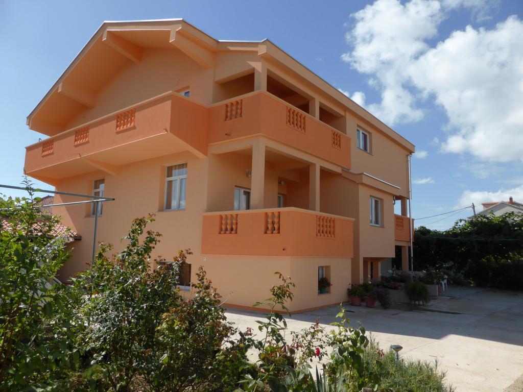 Apartments Angelina Sukosan Bagian luar foto